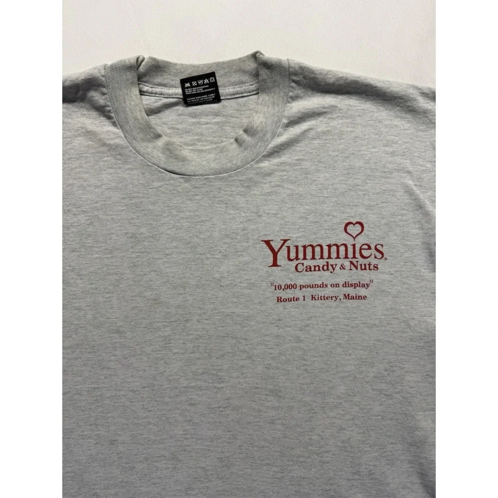 Vintage fruit of the loom Yummies Candy & Nuts L Tshirt USA Gray Tee Casual